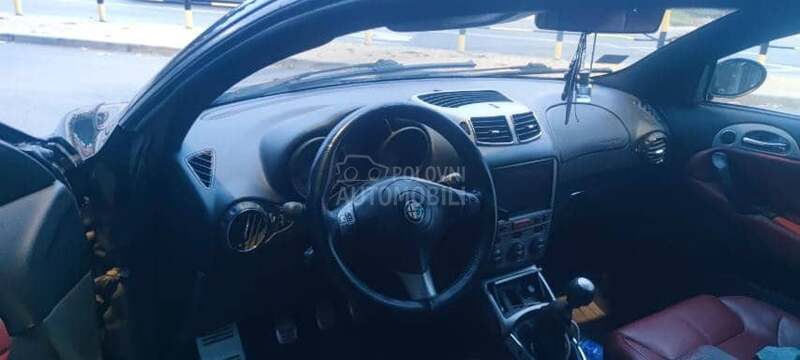 Alfa Romeo GT 1.9 JTD