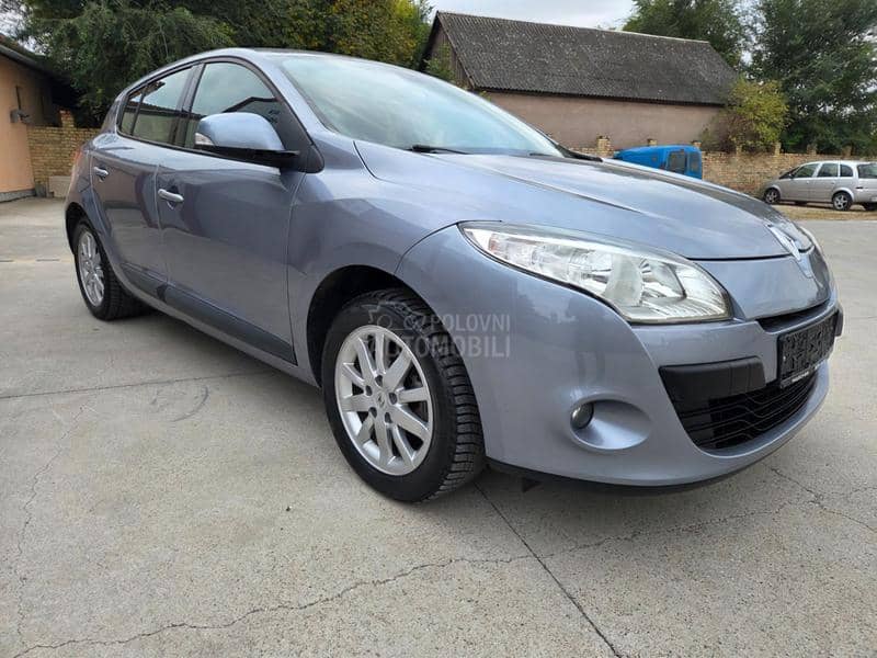 Renault Megane 1.6 DYNAMIQUE