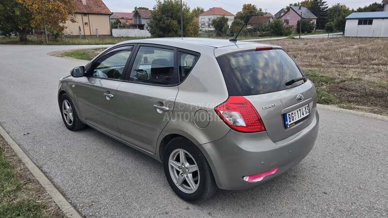 Kia cee`d 1.4