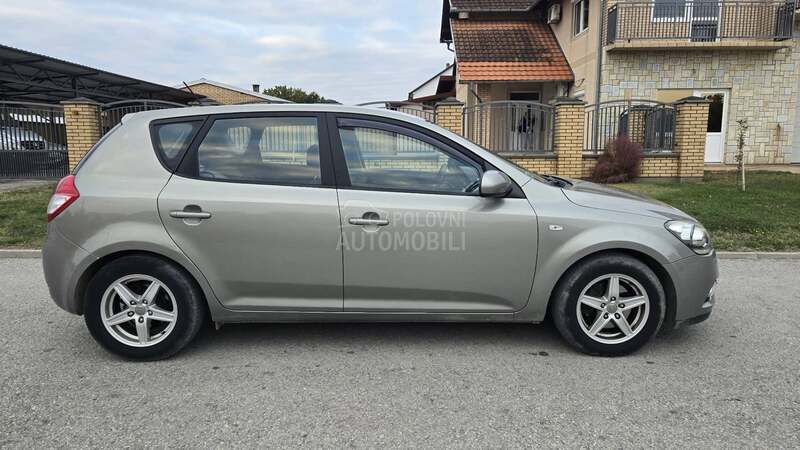 Kia cee`d 1.4