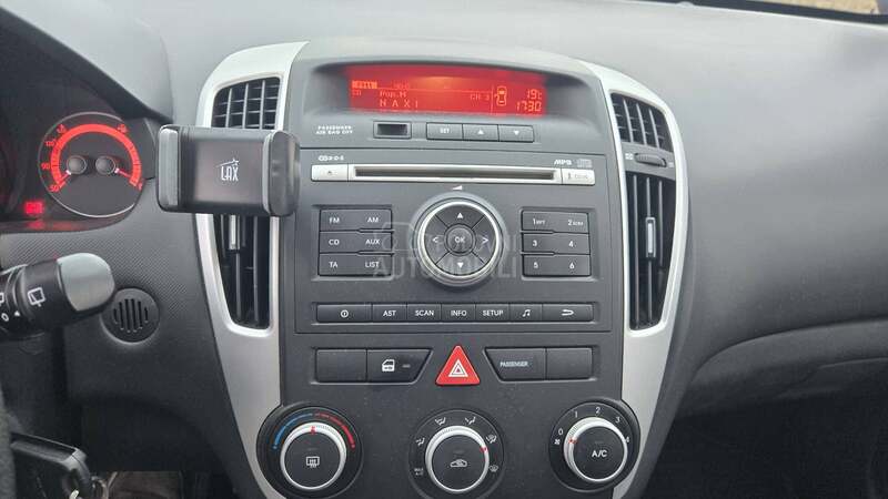 Kia cee`d 1.4