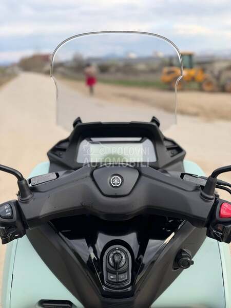 Yamaha Tricity B Kategorija
