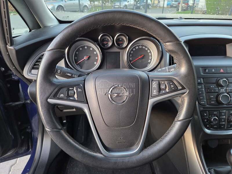 Opel Astra J 1.4 EcoFlex CH CH CH