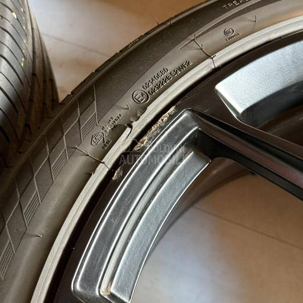 Aluminijumske felne Q8 22" 5 x 112