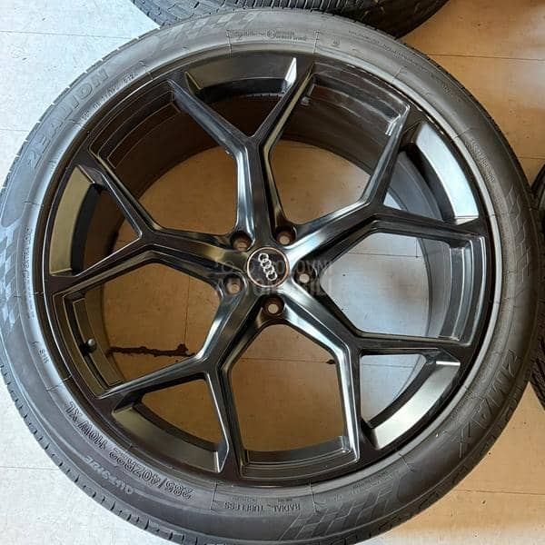 Aluminijumske felne Q8 22" 5 x 112