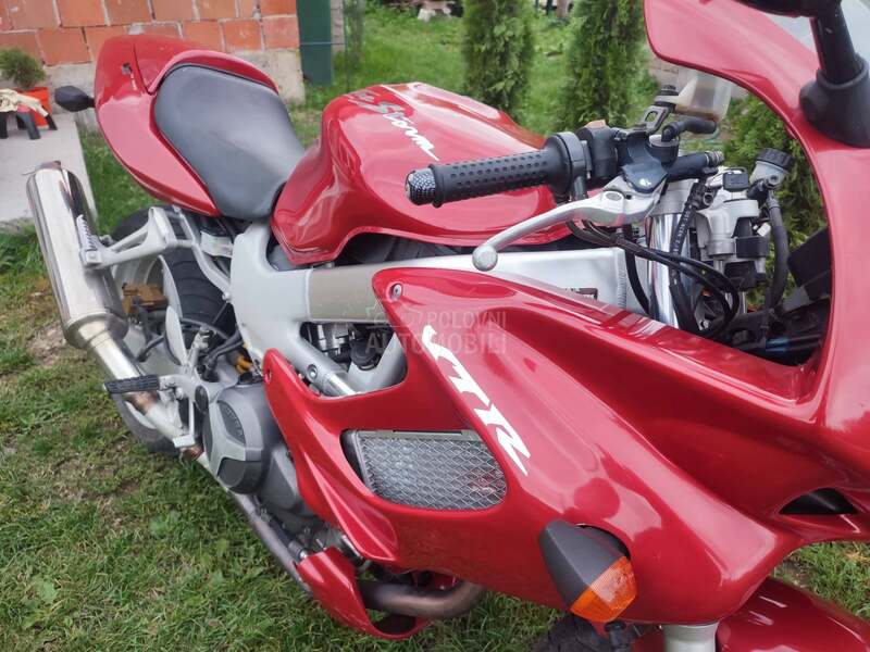 Honda VTR 1000 Fire Storm