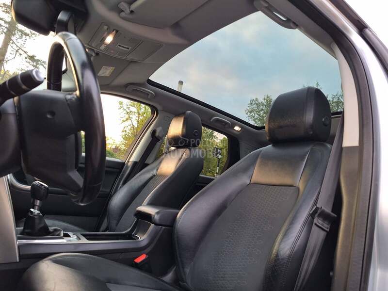 Land Rover Discovery Sport 2.0