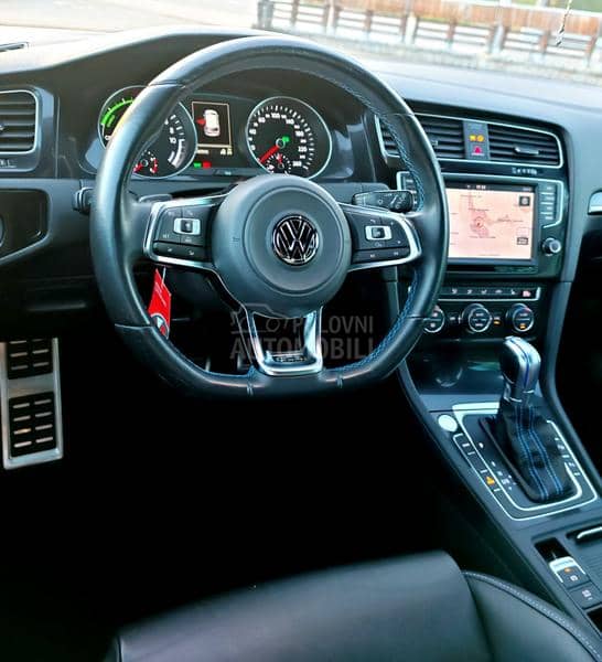 Volkswagen Golf 7 1.4 TSI GTE CH NOV Volkswagen Golf 7 1.4 TSI GTE CH NOV