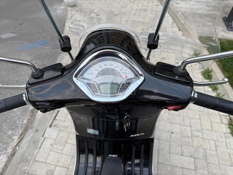 Vespa GTS 250ie PRVI VLASNIK