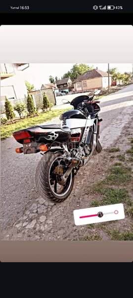 Honda CBR F2