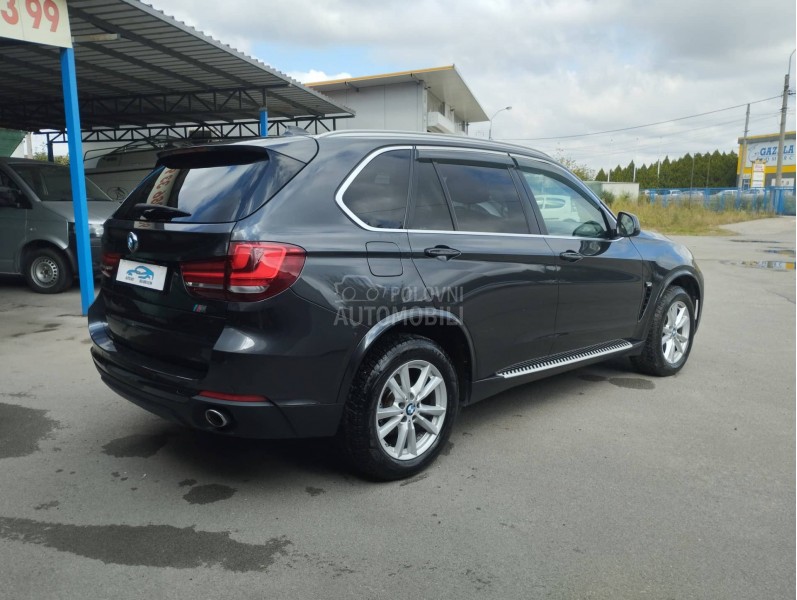 BMW X5 rezervisan