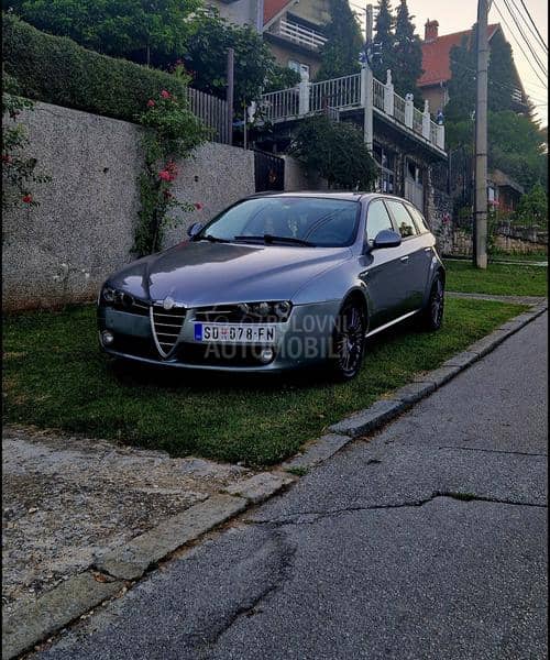 Alfa Romeo 159 SW 1.9 jtdm  150hp