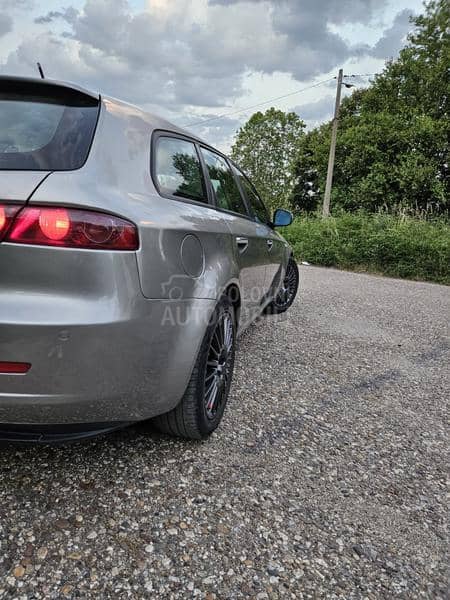 Alfa Romeo 159 SW 1.9 jtdm  150hp