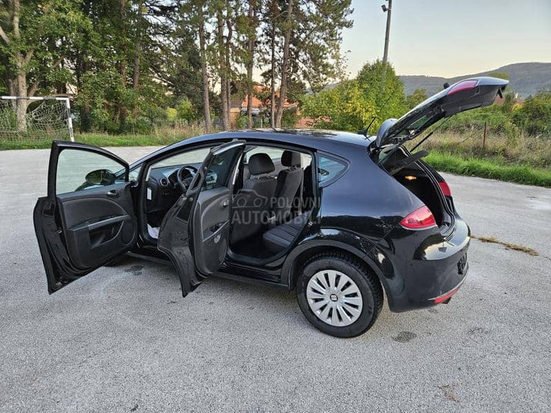 Seat Leon 1.6 TDI Xenon