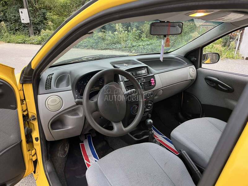 Fiat Punto 1.2 8v