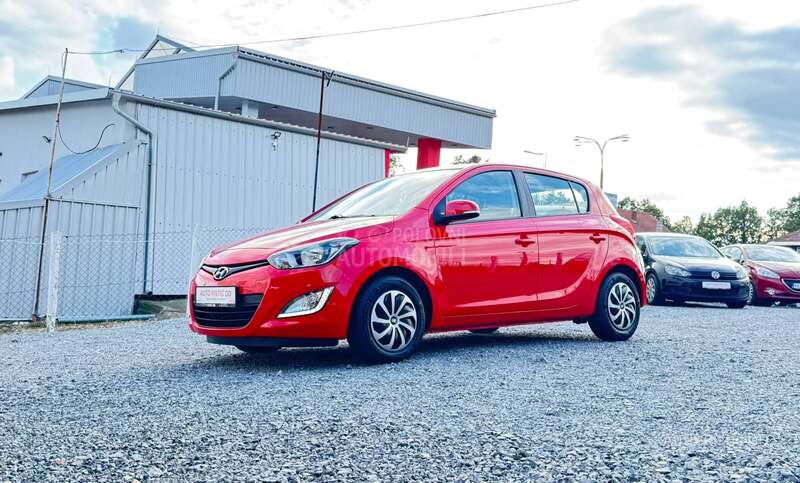 Hyundai i20 125.250 K M  T O P