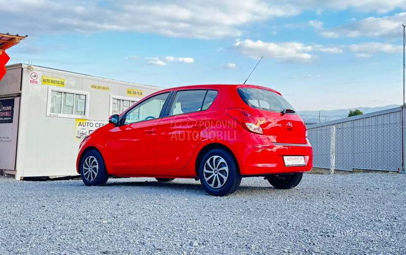 Hyundai i20 125.250 K M  T O P