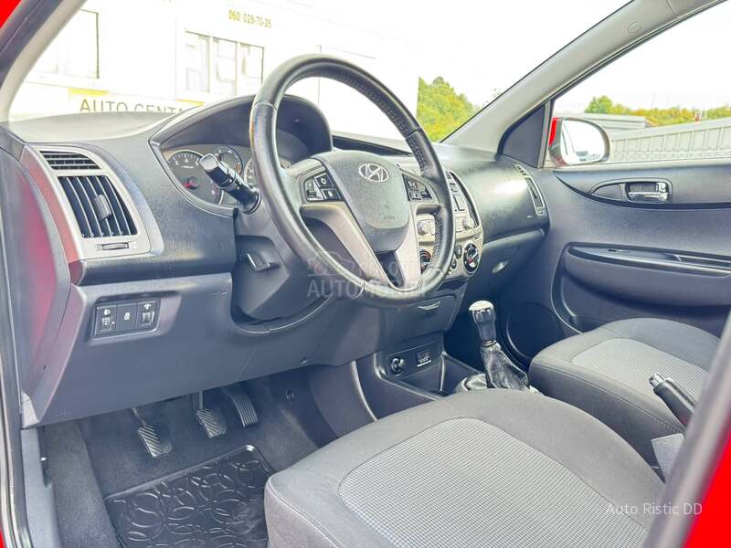 Hyundai i20 125.250 K M  T O P