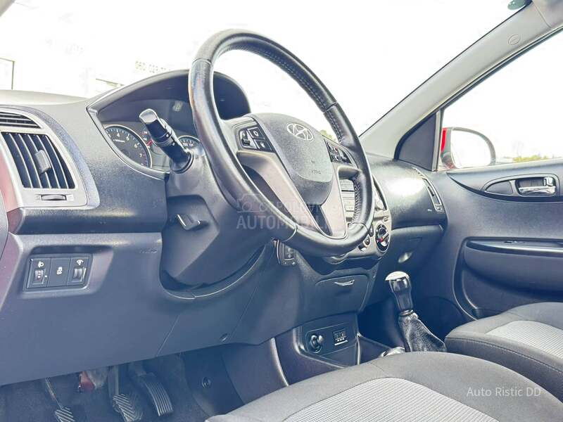 Hyundai i20 125.250 K M  T O P