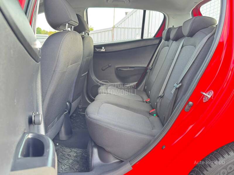 Hyundai i20 125.250 K M  T O P