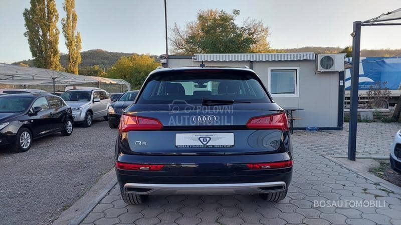 Audi Q5 2.0  Virtual Sport