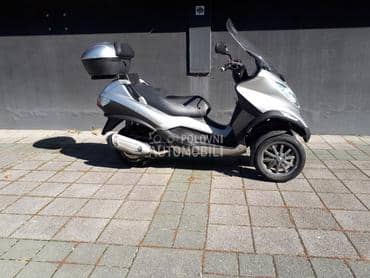 Piaggio MP3 250