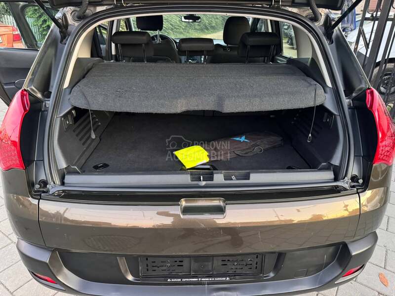 Peugeot 3008 1.6 HDI ŠVAJC NOV