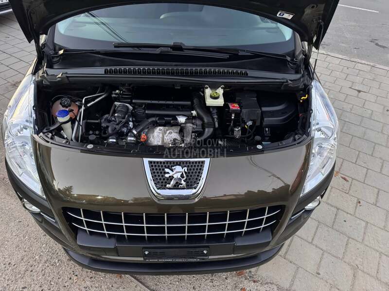 Peugeot 3008 1.6 HDI ŠVAJC NOV