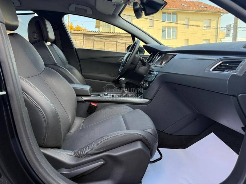 Peugeot 508 2.0 HDI ALLURE NAV Peugeot 508 2.0 HDI ALLURE NAV
