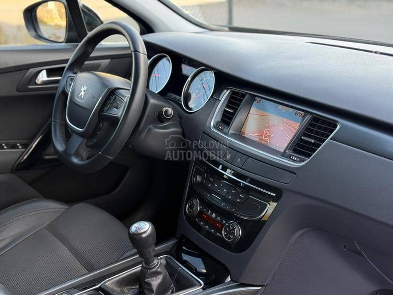Peugeot 508 2.0 HDI ALLURE NAV Peugeot 508 2.0 HDI ALLURE NAV