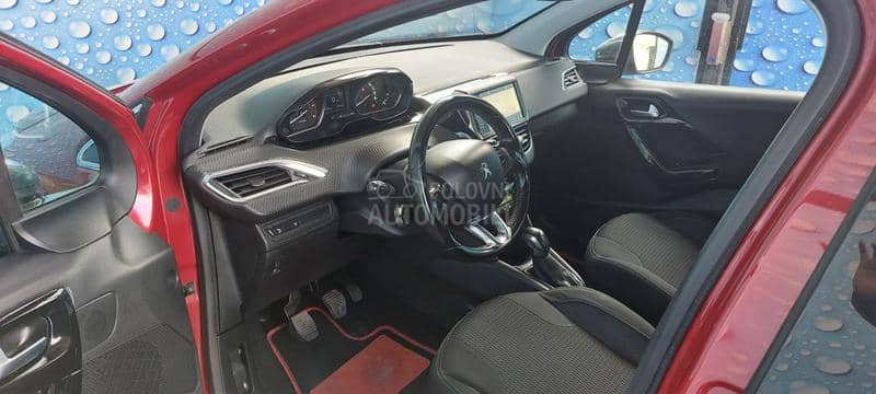 Peugeot 208 1.6hdi Exklusiv Peugeot 208 1.6hdi Exklusiv