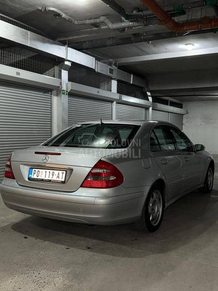 Mercedes Benz E 200 w211