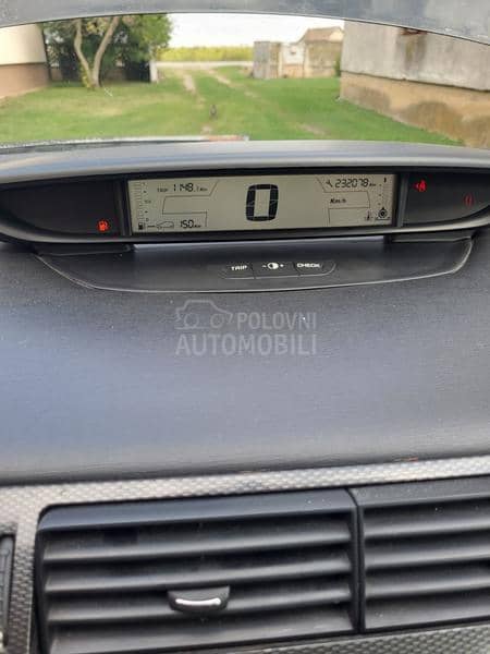 Delovi za Citroen C4 1,6hdi 2007. god.