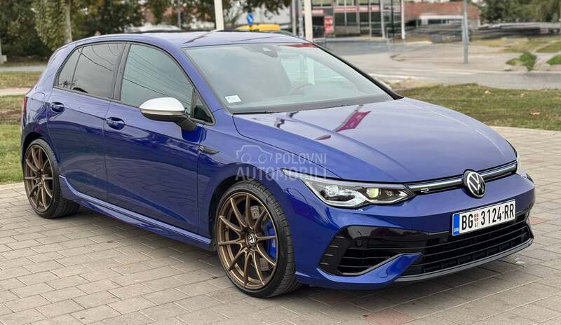 Volkswagen Golf 8 R 420/IQ/Akrapovic