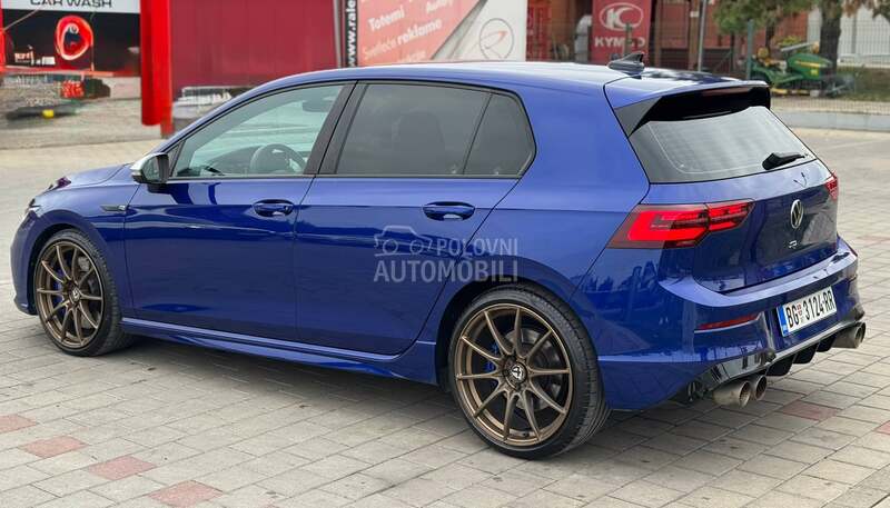 Volkswagen Golf 8 R 420/IQ/Akrapovic