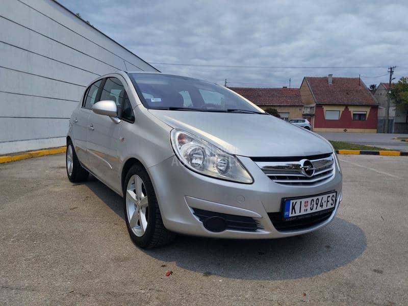 Opel Corsa D 1.7 COSMO