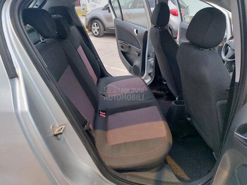 Opel Corsa D 1.7 COSMO
