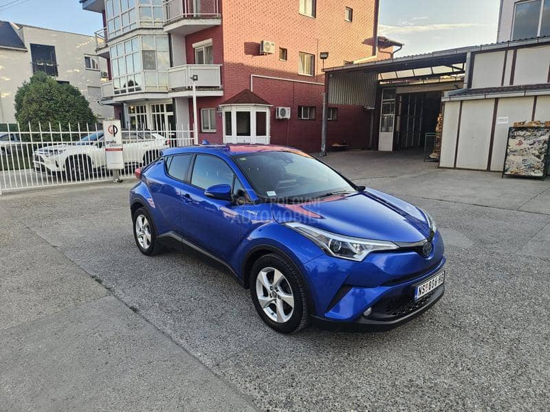 Toyota C-HR Serv isna  istoria