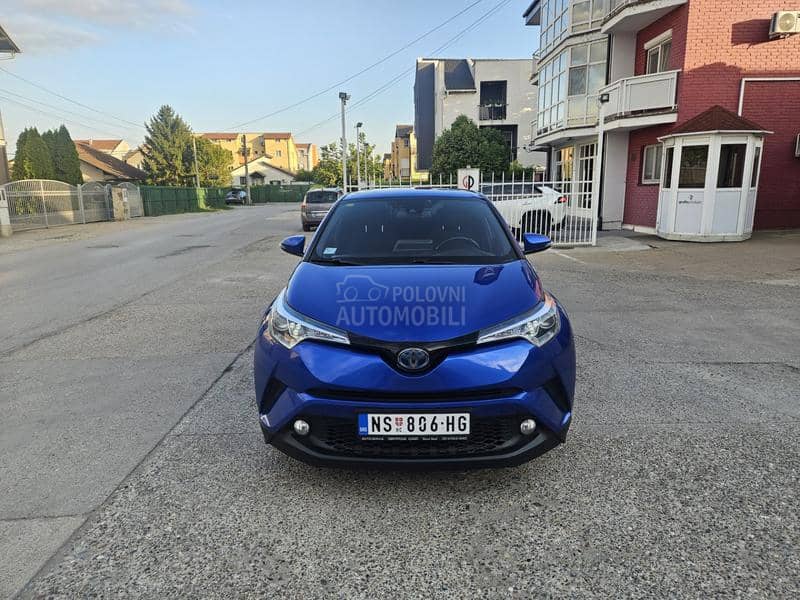 Toyota C-HR Serv isna  istoria