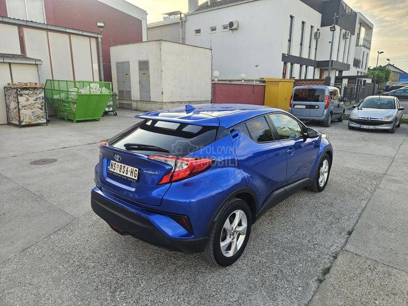 Toyota C-HR Serv isna  istoria