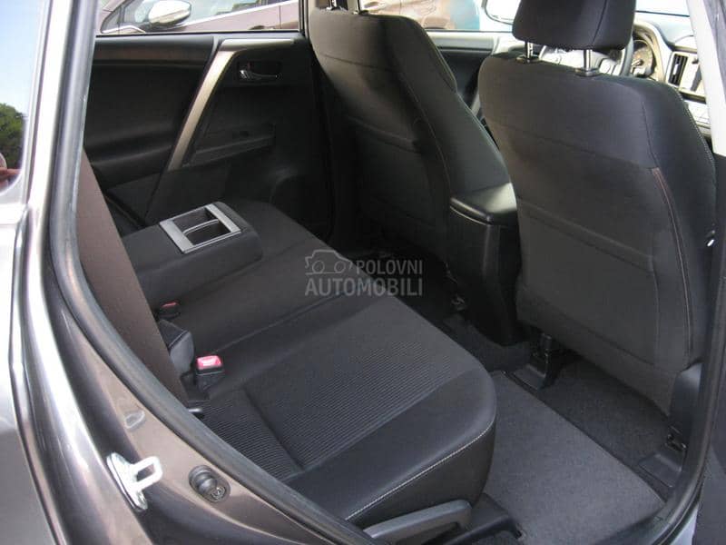 Toyota RAV 4 2.0 D