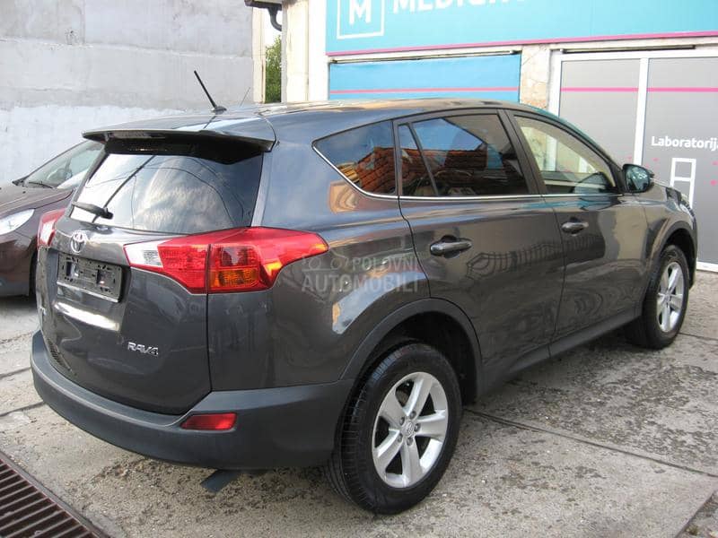 Toyota RAV 4 2.0 D