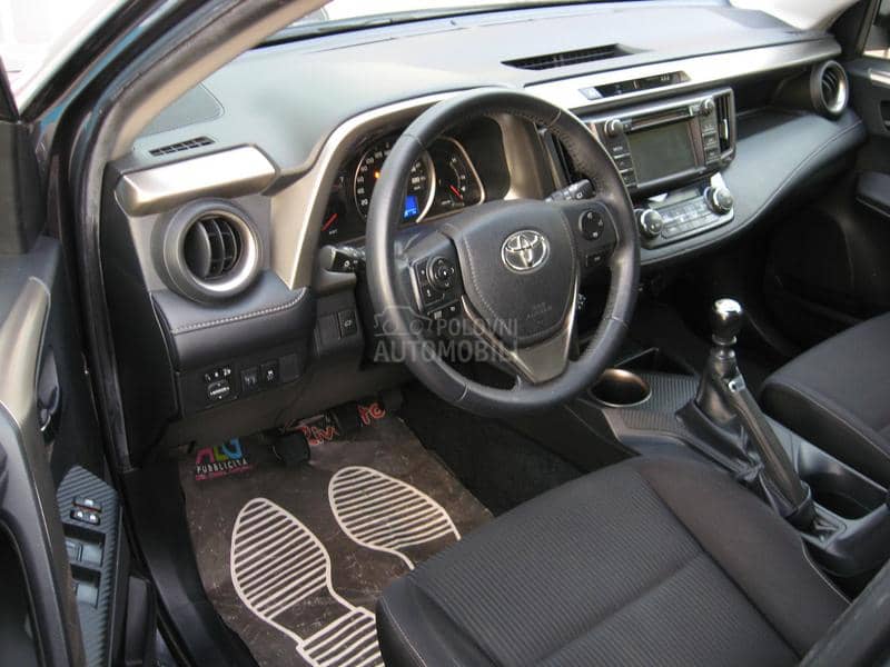 Toyota RAV 4 2.0 D
