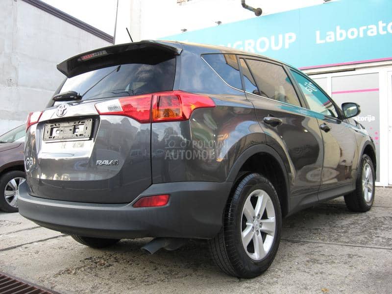 Toyota RAV 4 2.0 D