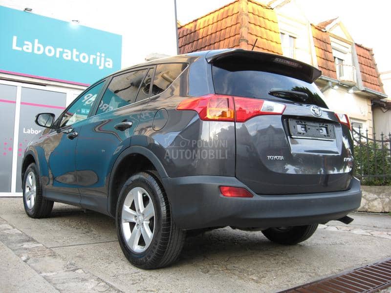 Toyota RAV 4 2.0 D