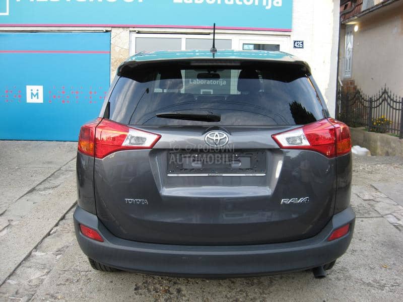 Toyota RAV 4 2.0 D