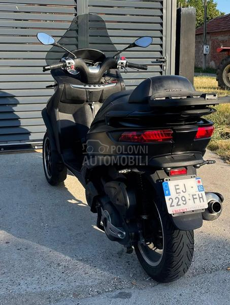Piaggio Mp3 na B