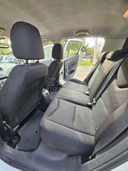 Peugeot 308 1.6 HDI