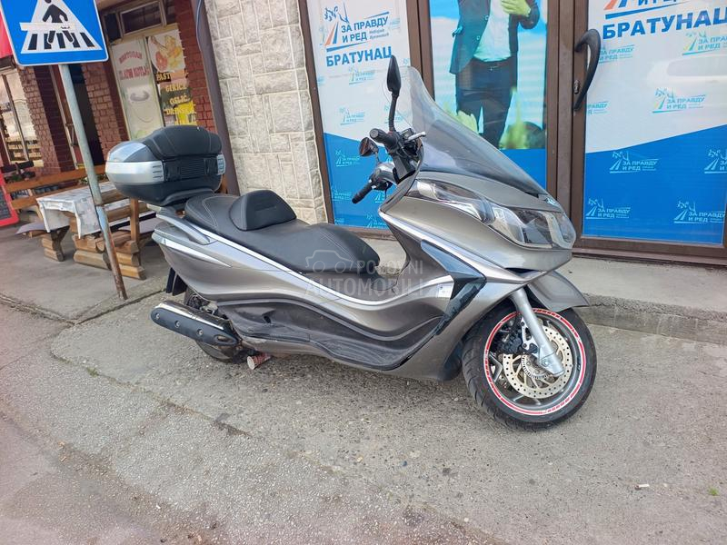 Piaggio x10 executive 500