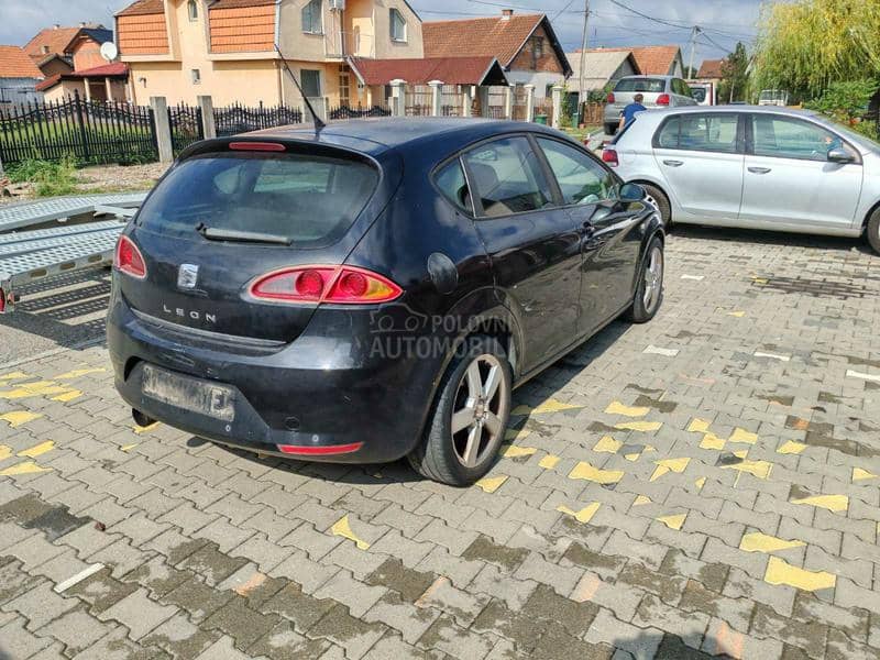Seat Leon 2.0TDI -  kompletan auto u delovima